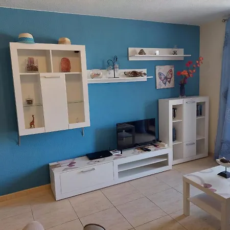 Bellas Vistas Parque Santiago 2 *